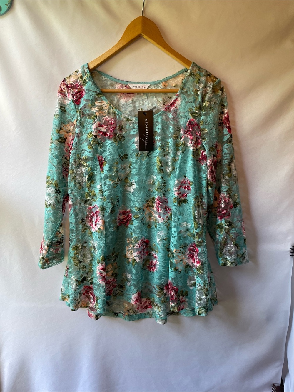 Closetrix Aqua Floral Lace Scoop Neck Blouse